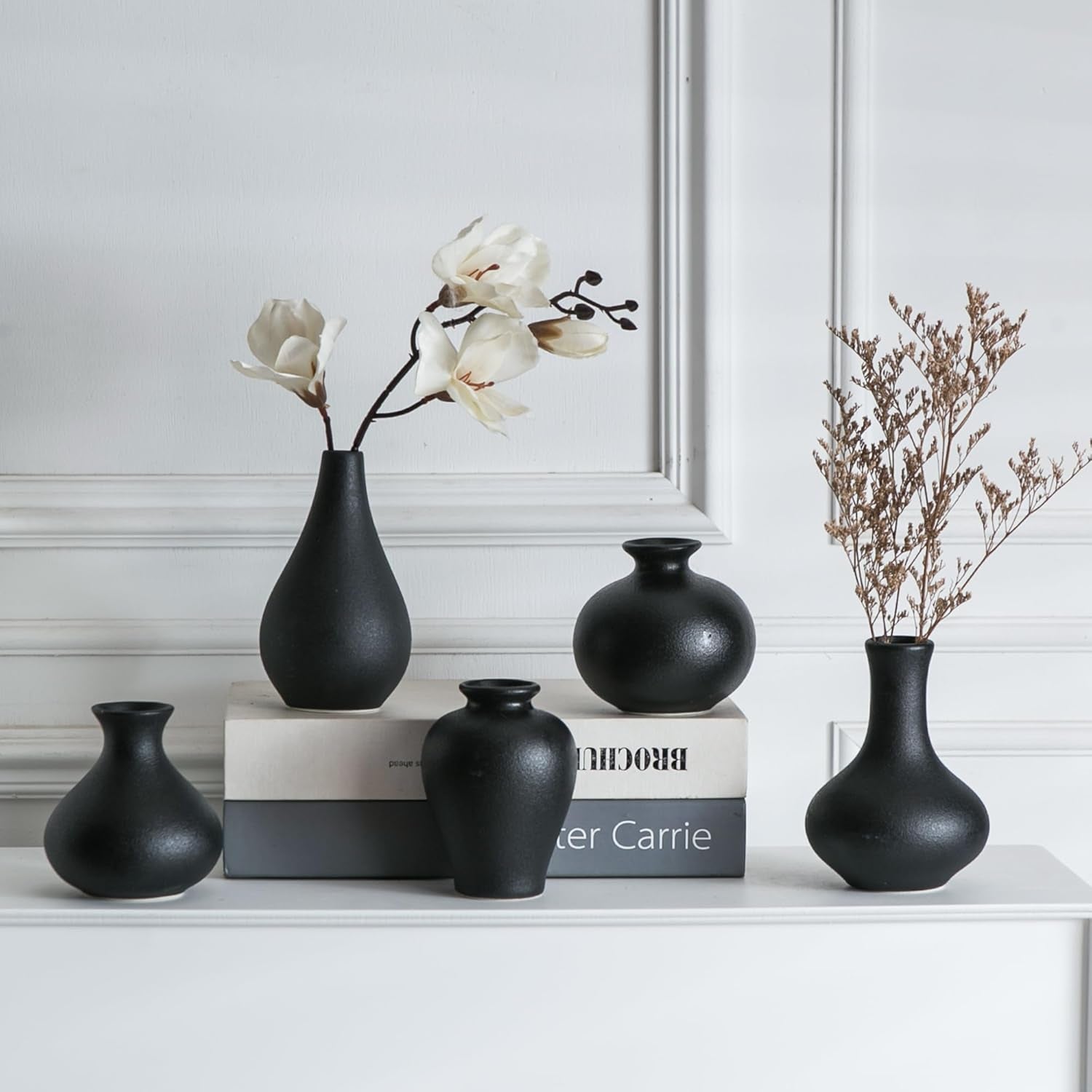 Small Black Vases, Ceramic Bud Vase Set of 5, Mini Pottery Vases for Pampas Grass, Flowers, Decorative Vases for Home Modern Decor, Rustic Decor, Veses for Living Room Dining Table Shelves